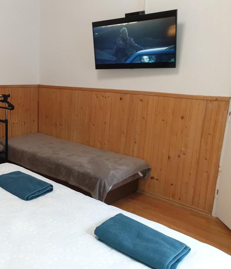 Apartmany Centro & Jacuzzi 피에슈타니 외부 사진