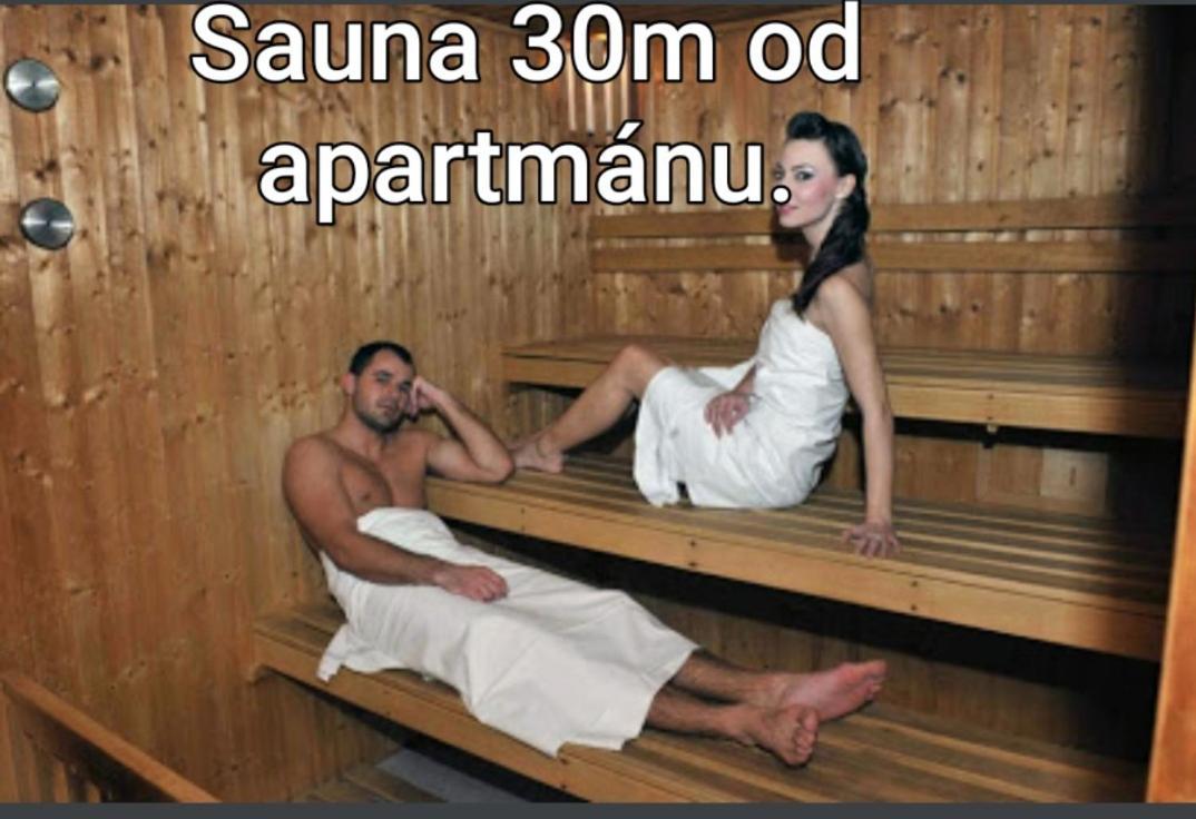 Apartmany Centro & Jacuzzi 피에슈타니 외부 사진