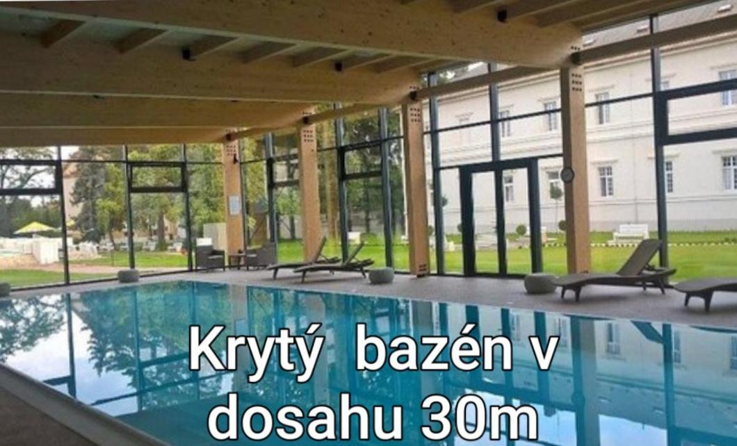 Apartmany Centro & Jacuzzi 피에슈타니 외부 사진